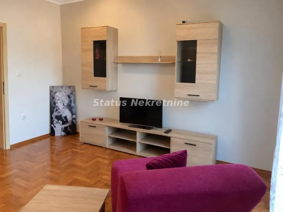 Rent, one bedroom apartment, 38m², Rotkvarija, Novi Sad Sve Podlokacije