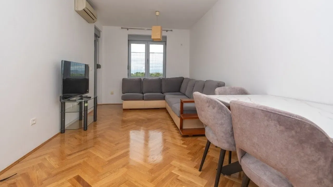 Rent, two bedroom apartment, 60m², Pod Goricom, Podgorica