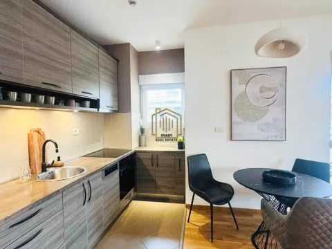 Izdavanje, jednosoban stan, 52m², City Kvart, Podgorica - image 6