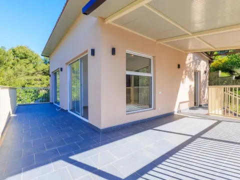 Prodaja, kuća, 123m², Šušanj, Bar - image 17