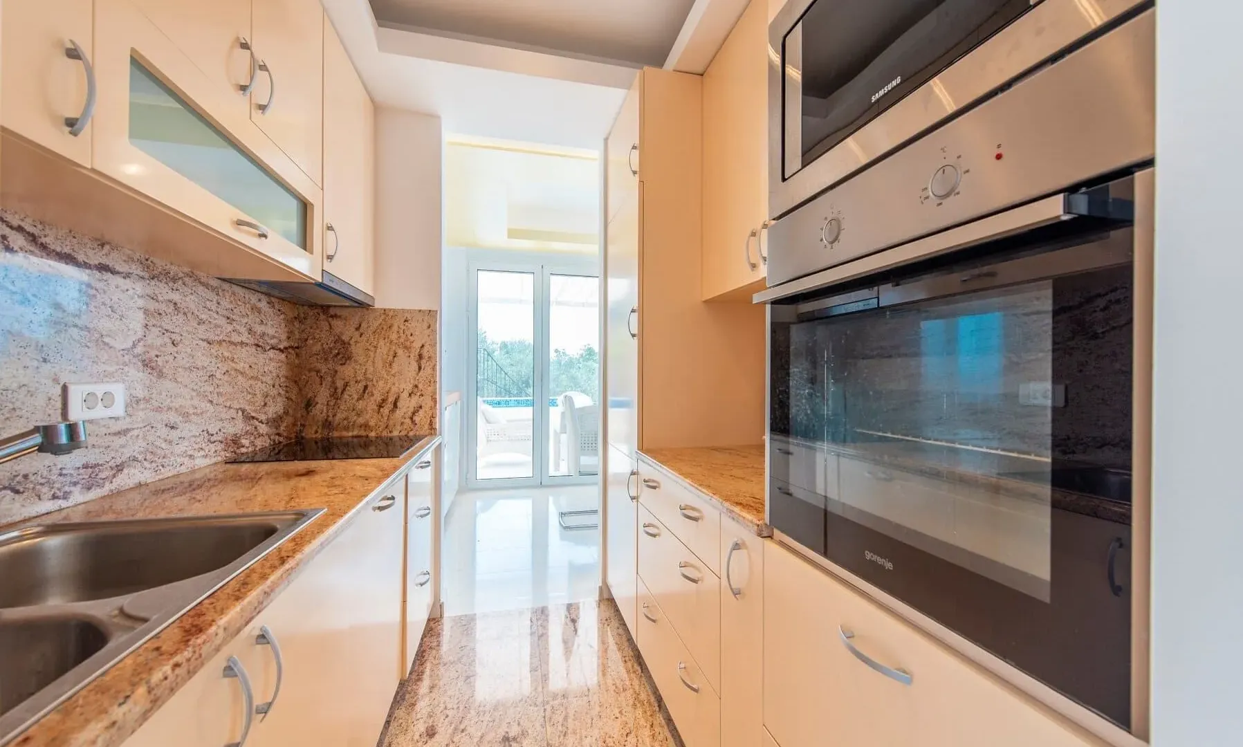 Sale, house, 270m², Reževići, Budva