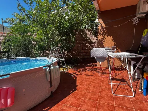 Prodaja, dvosoban stan, 102m², Petrovac, Budva - image 1