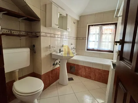 Izdavanje, poslovni prostor, 450m², Bulevar Evrope, Novi Sad Sve Podlokacije - image 14