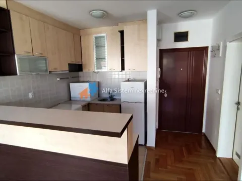 Rent, two bedroom apartment, 49m², Đeram Pijaca, Beograd - image 2