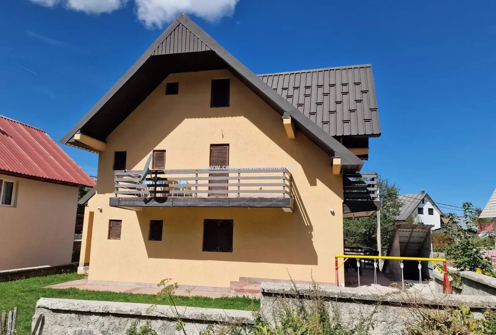 Prodaja, kuća, 242m², Žabljak, Crna Gora