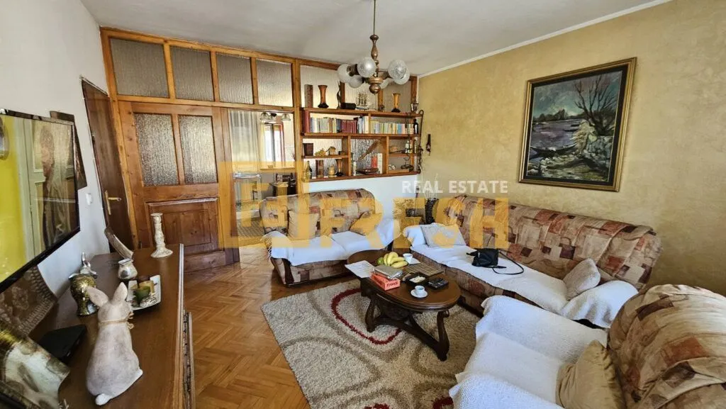 Sale, house, 115m², Stari Aerodrom, Podgorica