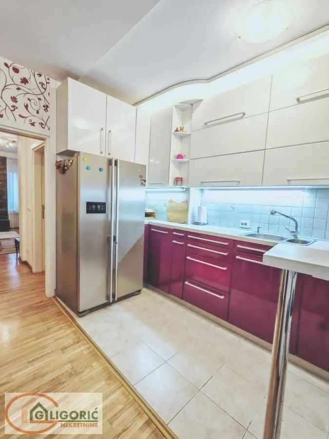 Rent, three bedroom apartment, 85m², Zvezdara Sve Podlokacije, Beograd