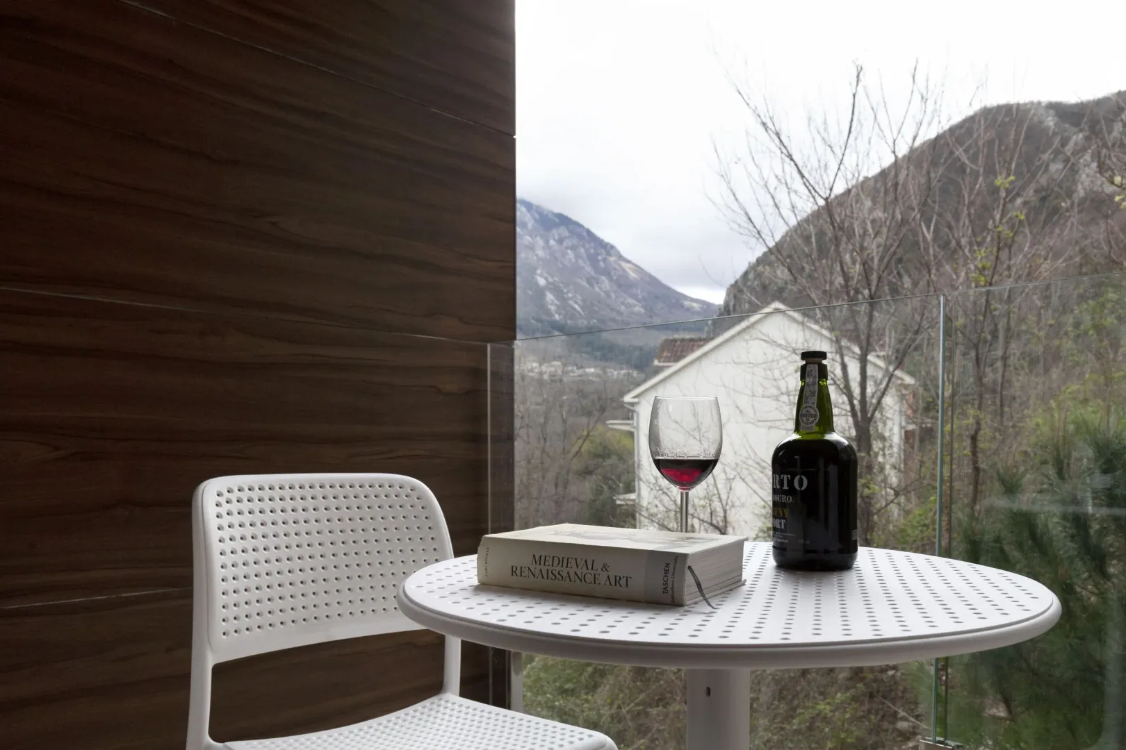 Prodaja, dvosoban stan, 61m², Kotor, Crna Gora