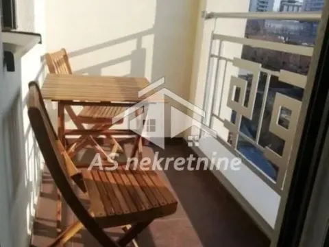 Izdavanje, dvosoban stan, 49m², Hala Pionir, Palilula Sve Podlokacije - image 9