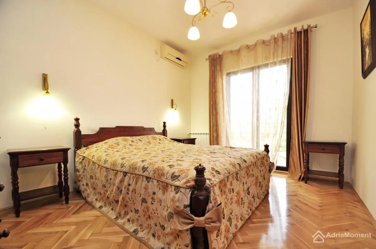 Sale, house, 222m², Donja Lastva, Tivat