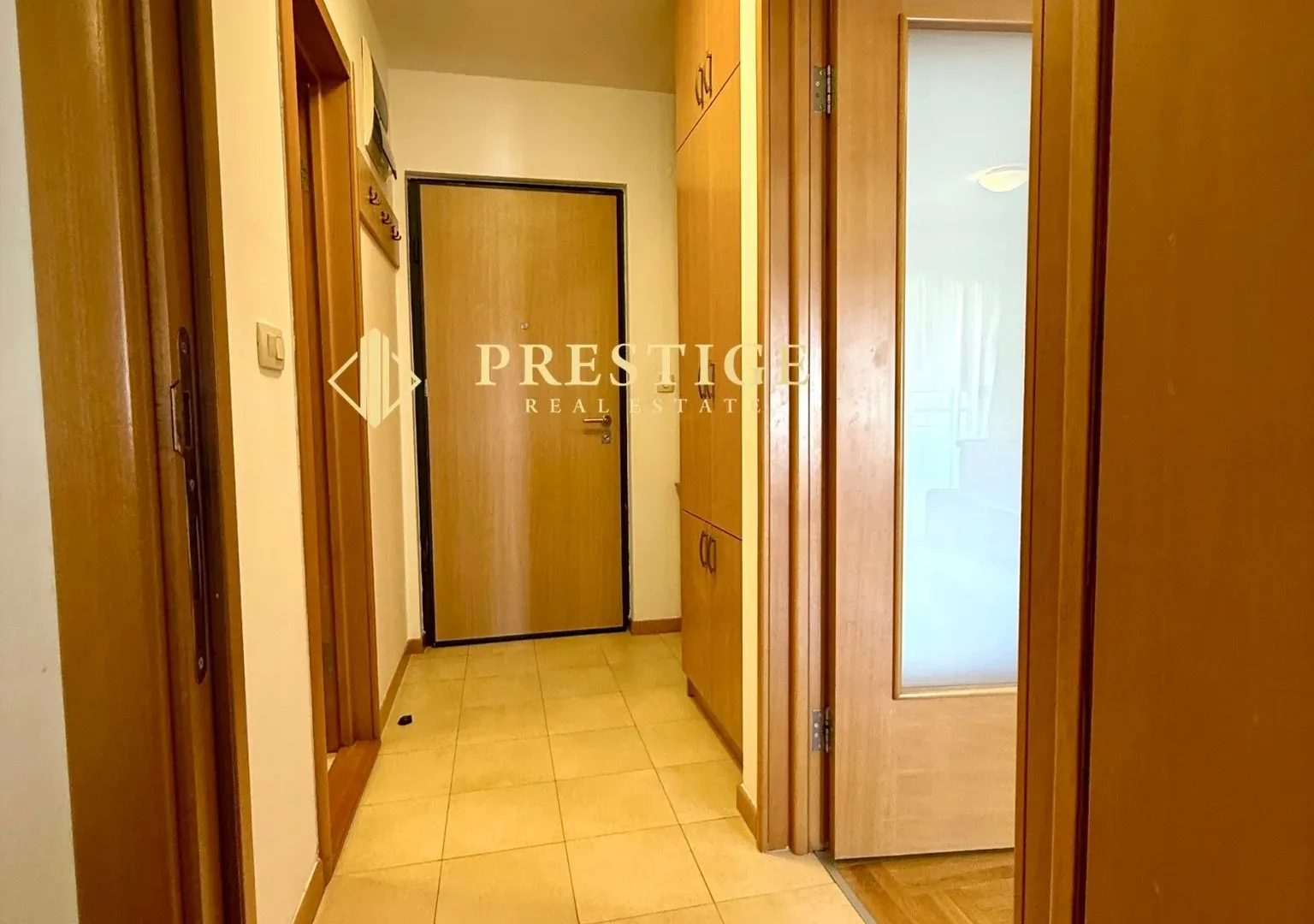 Rent, one bedroom apartment, 45m², Stari Aerodrom, Podgorica