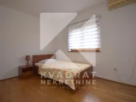 Rent, house, 200m², Dalmatinska ulica, Podgorica - image 13