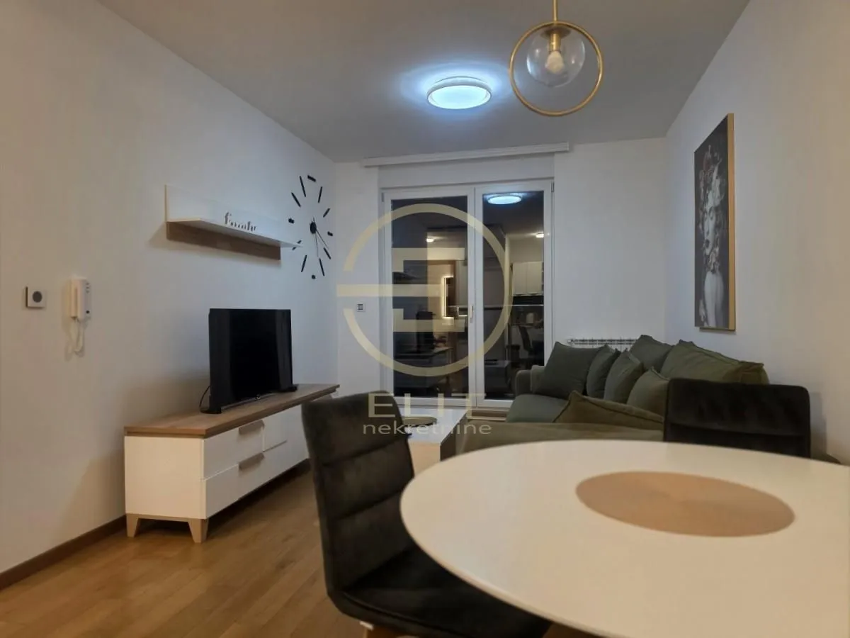Rent, apartment, 43m², Bulevar Evrope, Novi Sad Sve Podlokacije