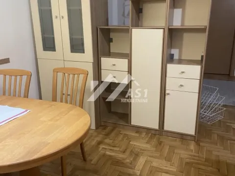 Izdavanje, jednosoban stan, 46m², Petrovaradin, Novi Sad - image 1