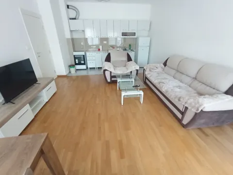 Rent, two bedroom apartment, 67m², Zabjelo, Podgorica - image 4