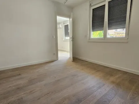 Sale, two bedroom apartment, 60m², Zemun Gornji Grad, Zemun Sve Podlokacije - image 2
