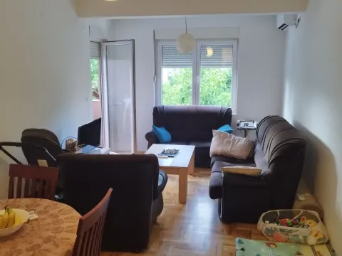 Rent, three bedroom apartment, 50m², Ljubović, Podgorica - image 3