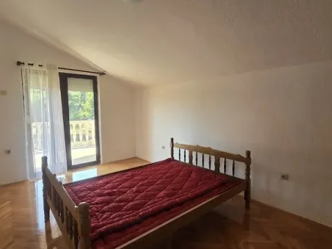 Sale, house, 319m², Zlatica, Podgorica - image 15