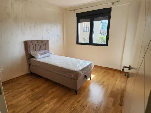 Rent, apartment, 70m², Centar, Tivat - image 6