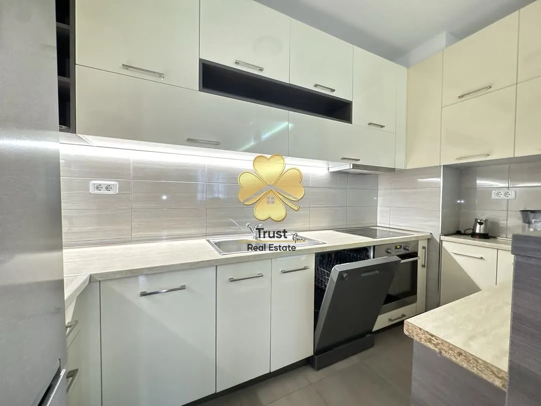 Rent, two bedroom apartment, 85m², City Kvart, Podgorica