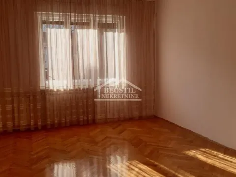 Izdavanje, trosoban stan, 78m², Stari Grad, Beograd - image 9