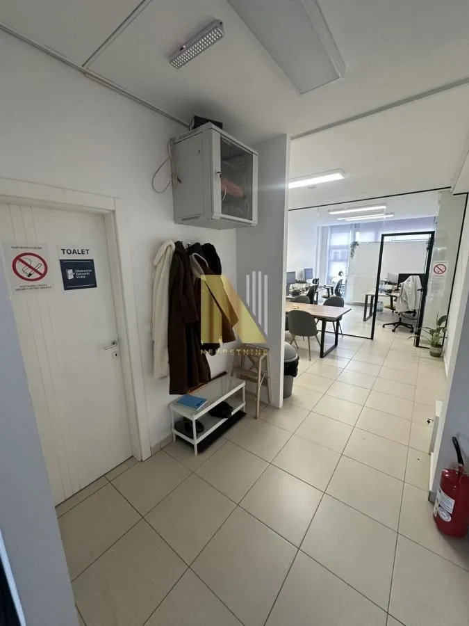 Rent, office space, 95m², Bulevar Evrope, Novi Sad Sve Podlokacije