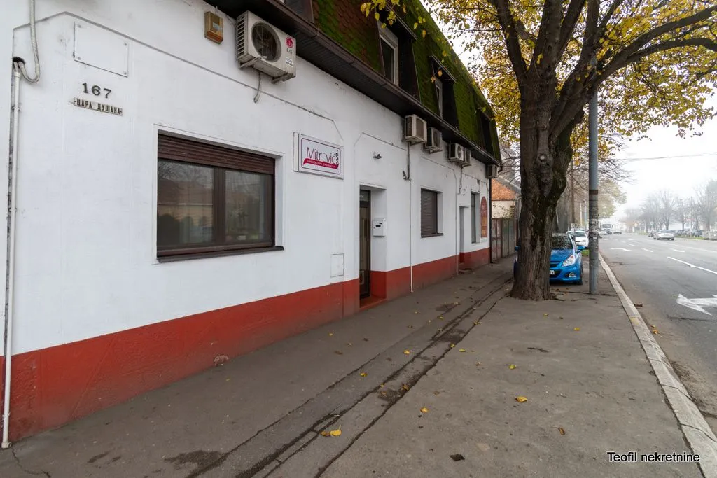 Sale, office space, 104m², Zemun Cara Dušana, Zemun Sve Podlokacije