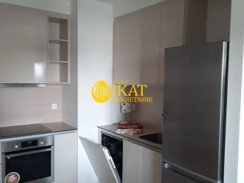 Izdavanje, dvosoban stan, 54m², Savski Venac, Beograd - image 3