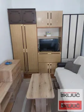 Rent, studio apartment, 23m², Podbara, Novi Sad Sve Podlokacije - image 2