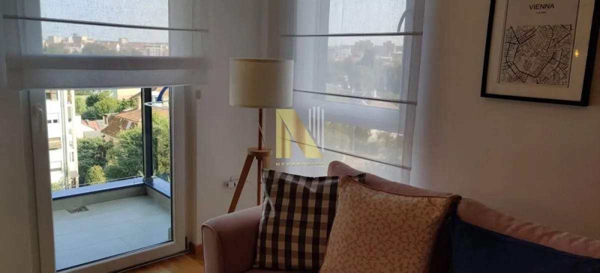 Izdavanje, jednosoban stan, 37m², Adamovićevo Naselje, Novi Sad Sve Podlokacije