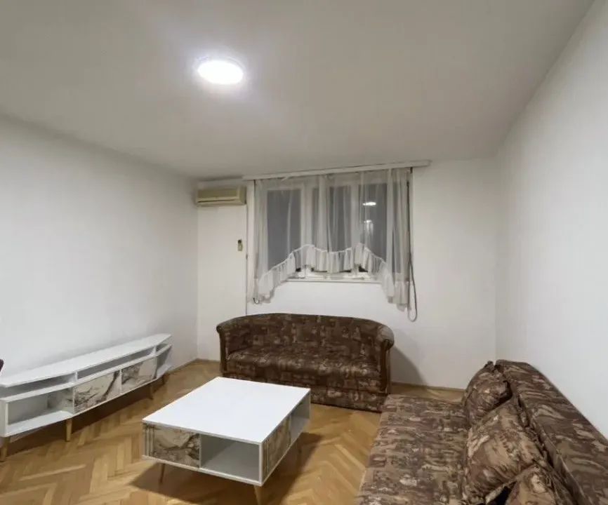 Izdavanje, dvosoban stan, 64m², Zabjelo, Podgorica