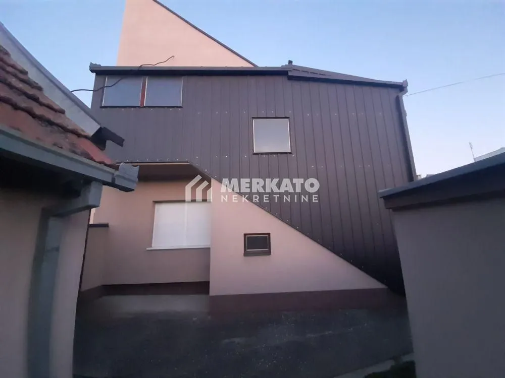 Prodaja, kuća, 369m², Centar, Zrenjanin