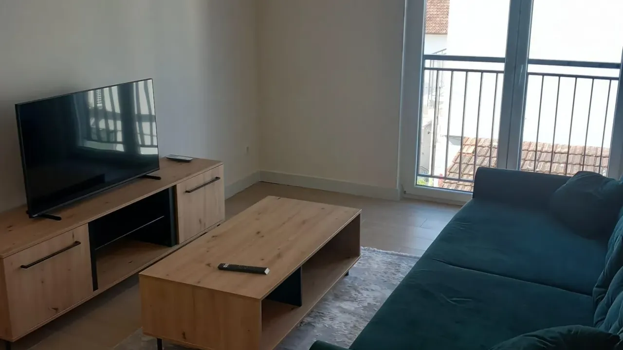 Rent, one bedroom apartment, 50m², Kalimanj, Tivat