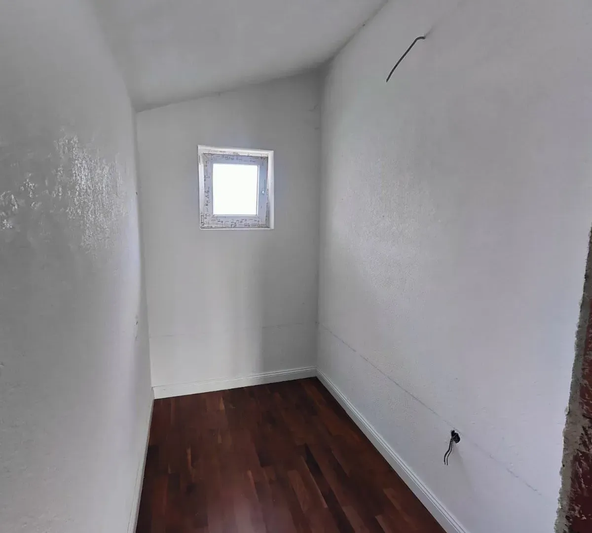 Prodaja, kuća, 250m², Karaburško Polje, Podgorica