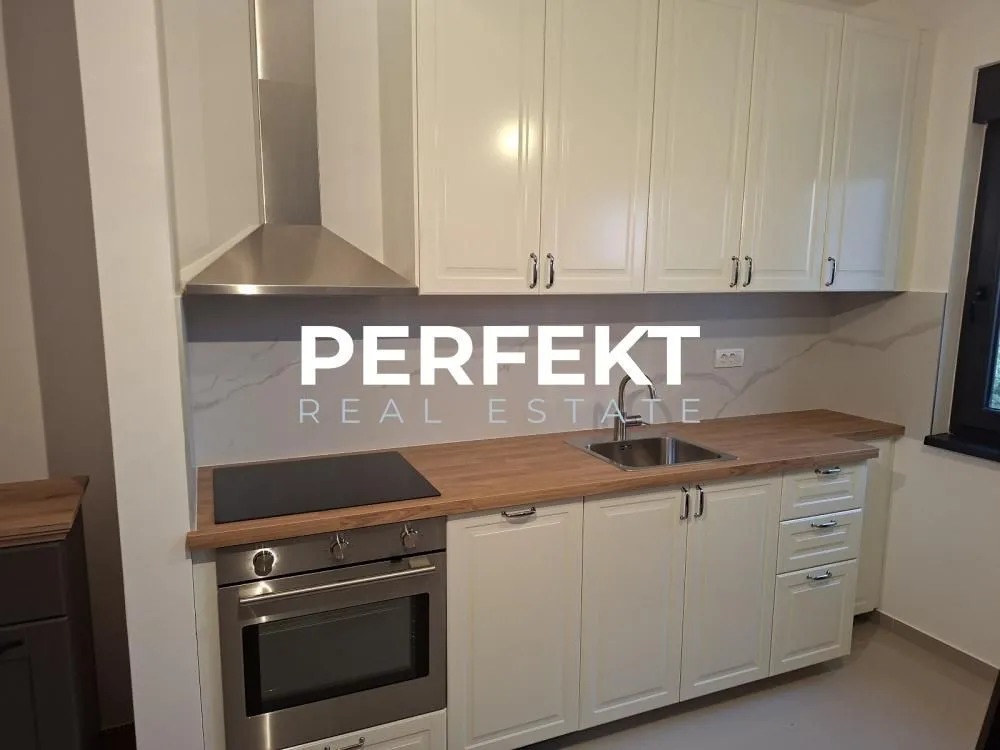 Prodaja, dvosoban stan, 52m², Pančevo, Srbija