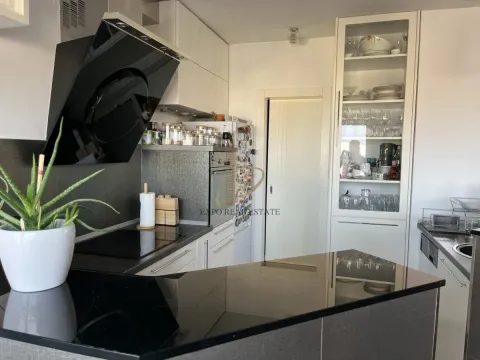 Prodaja, četvorosoban stan, 112m², Stari grad, Novi Sad - image 9