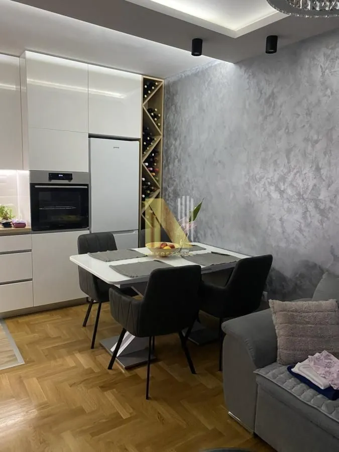 Prodaja, dvosoban stan, 38m², Salajka, Novi Sad Sve Podlokacije