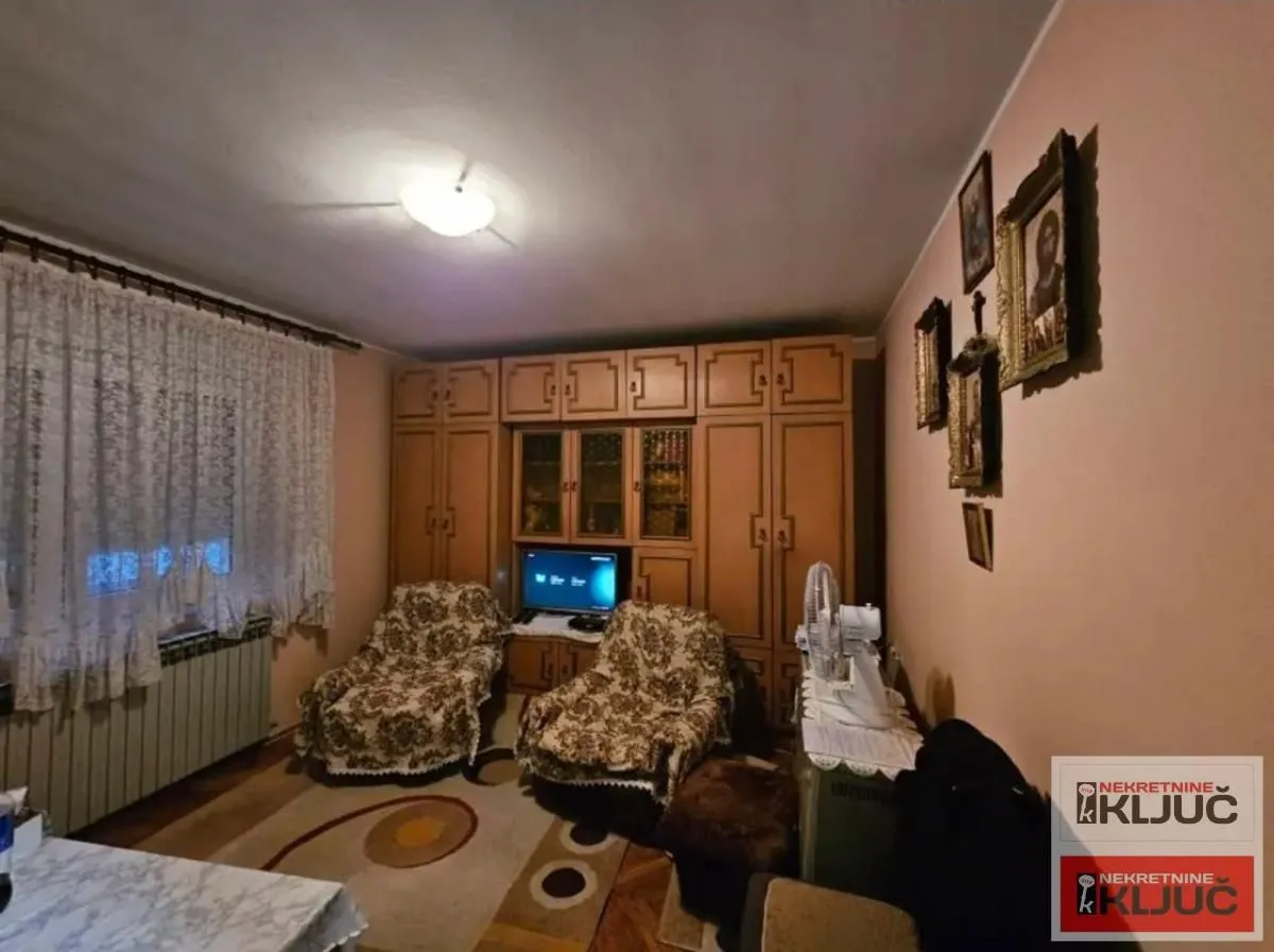 Prodaja, kuća, 95m², Veternik, Novi Sad Sve Podlokacije