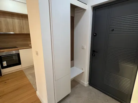 Prodaja, jednosoban stan, 70m², Centar, Bar - image 12