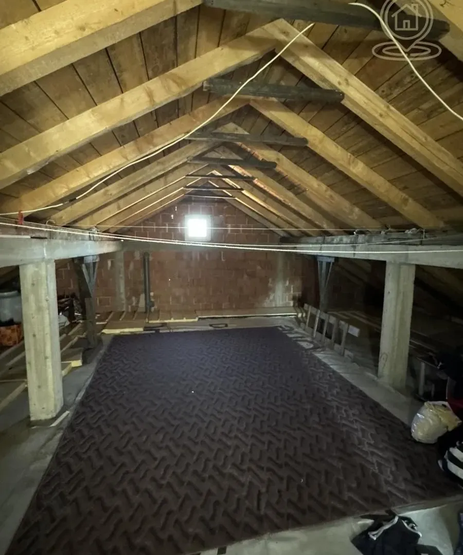Prodaja, kuća, 200m², Mali Mokri Lug, Zvezdara Sve Podlokacije