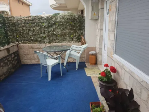Prodaja, jednosoban stan, 35m², Ulcinj, Crna Gora - image 10