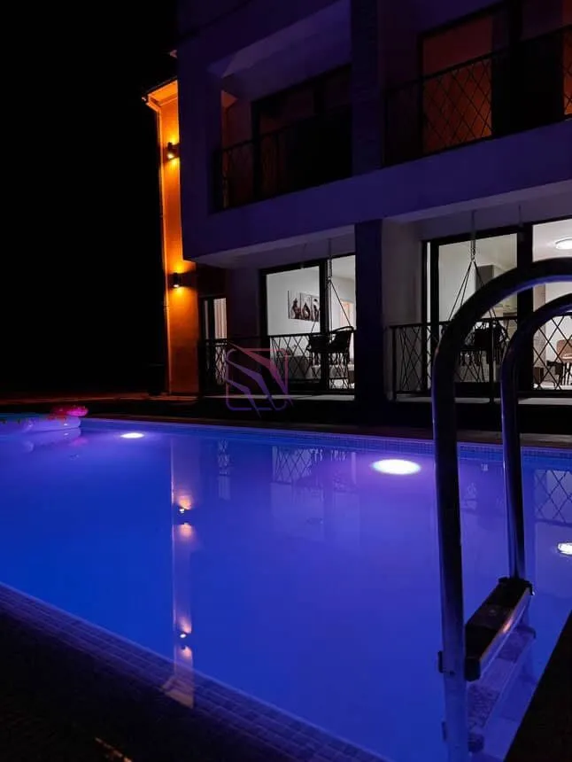 Sale, house, 290m², Tivat, Crna Gora