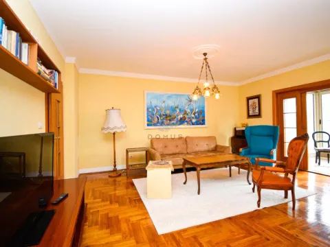 Izdavanje, dvosoban stan, 100m², Gorica C, Podgorica - image 2