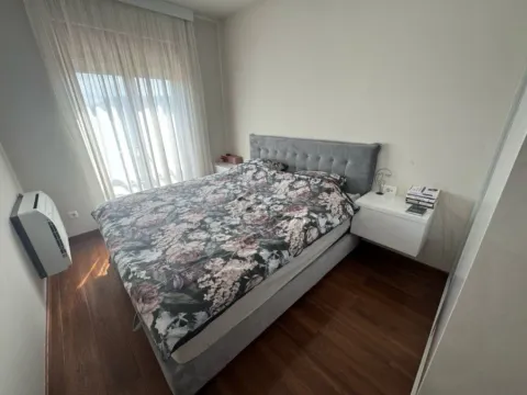 Izdavanje, dvosoban stan, 86m², Master Kvart, Podgorica - image 10