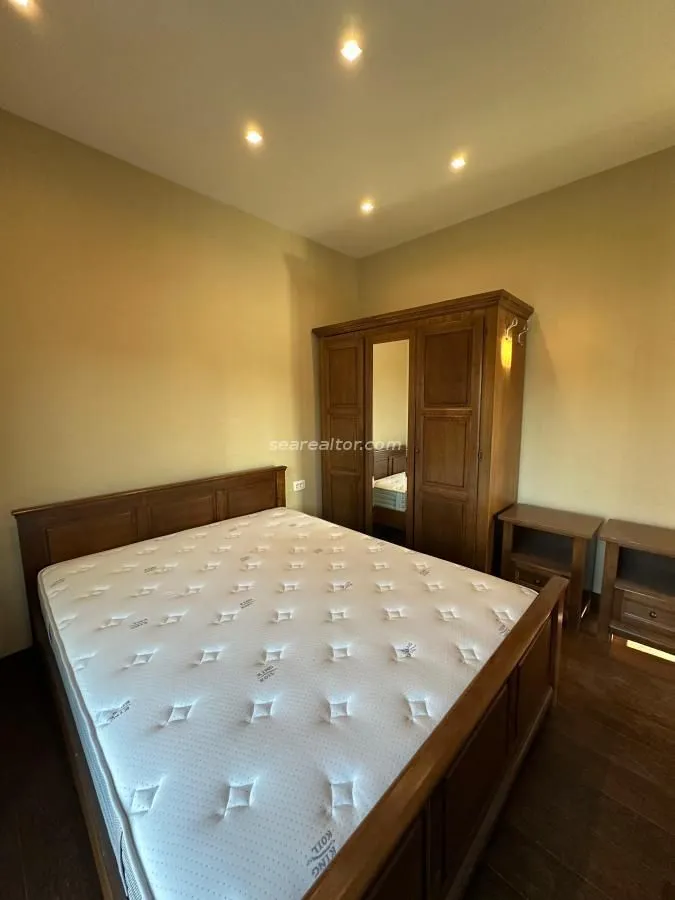 Izdavanje, jednosoban stan, 58m², Centar, Tivat