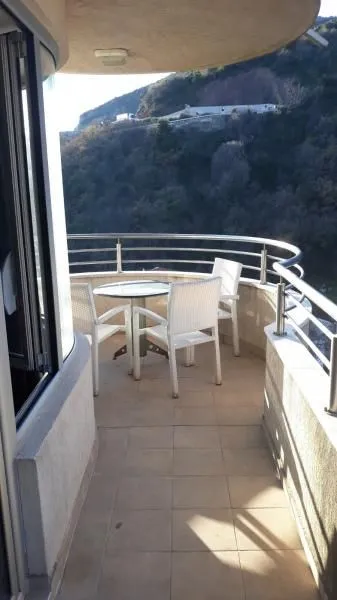 Prodaja, dvosoban stan, 81m², Bečići, Budva