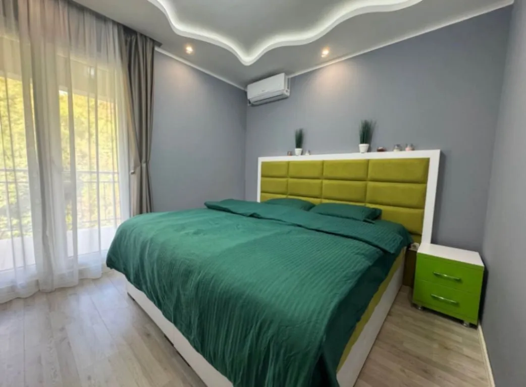 Rent, three bedroom apartment, 90m², Budva okolina, Budva