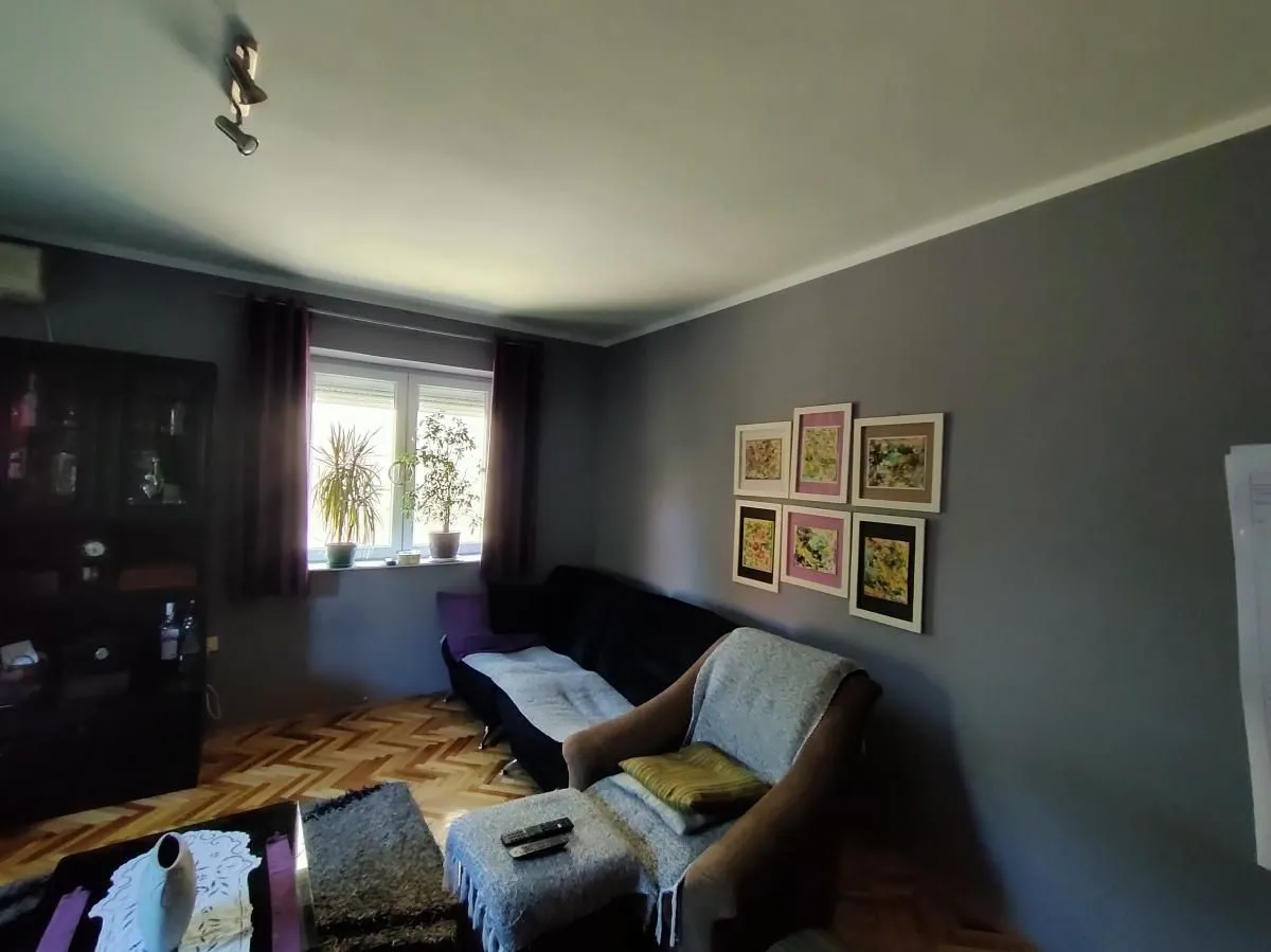 Prodaja, kuća, 240m², Sremska Kamenica, Petrovaradin