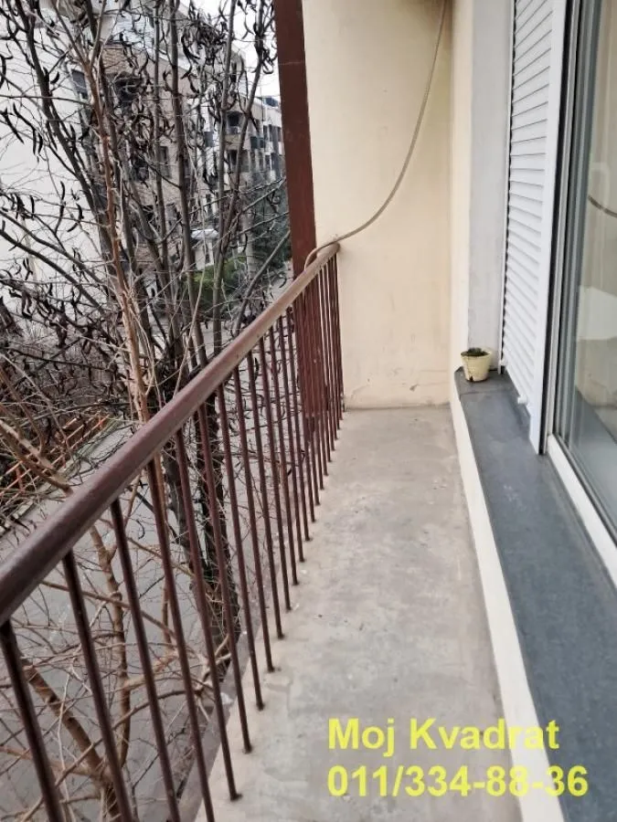 Prodaja, trosoban stan, 69m², Vračar Hram, Vračar Sve Podlokacije