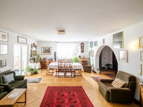 Sale, four bedroom apartment, 336m², Zeleno Brdo, Zvezdara Sve Podlokacije - image 12